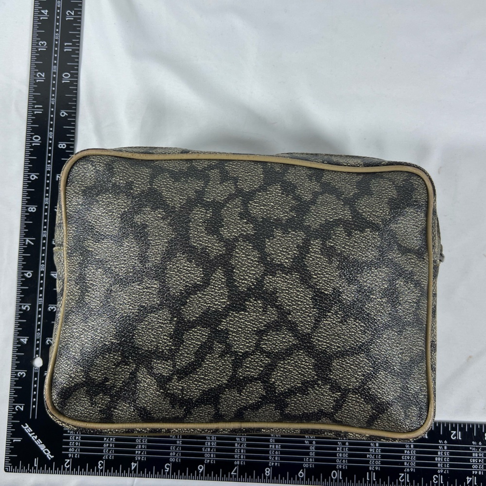 7033: Vintage YSL Monogram Double Zip Cosmetic Travel Case - Picture 10 of 11